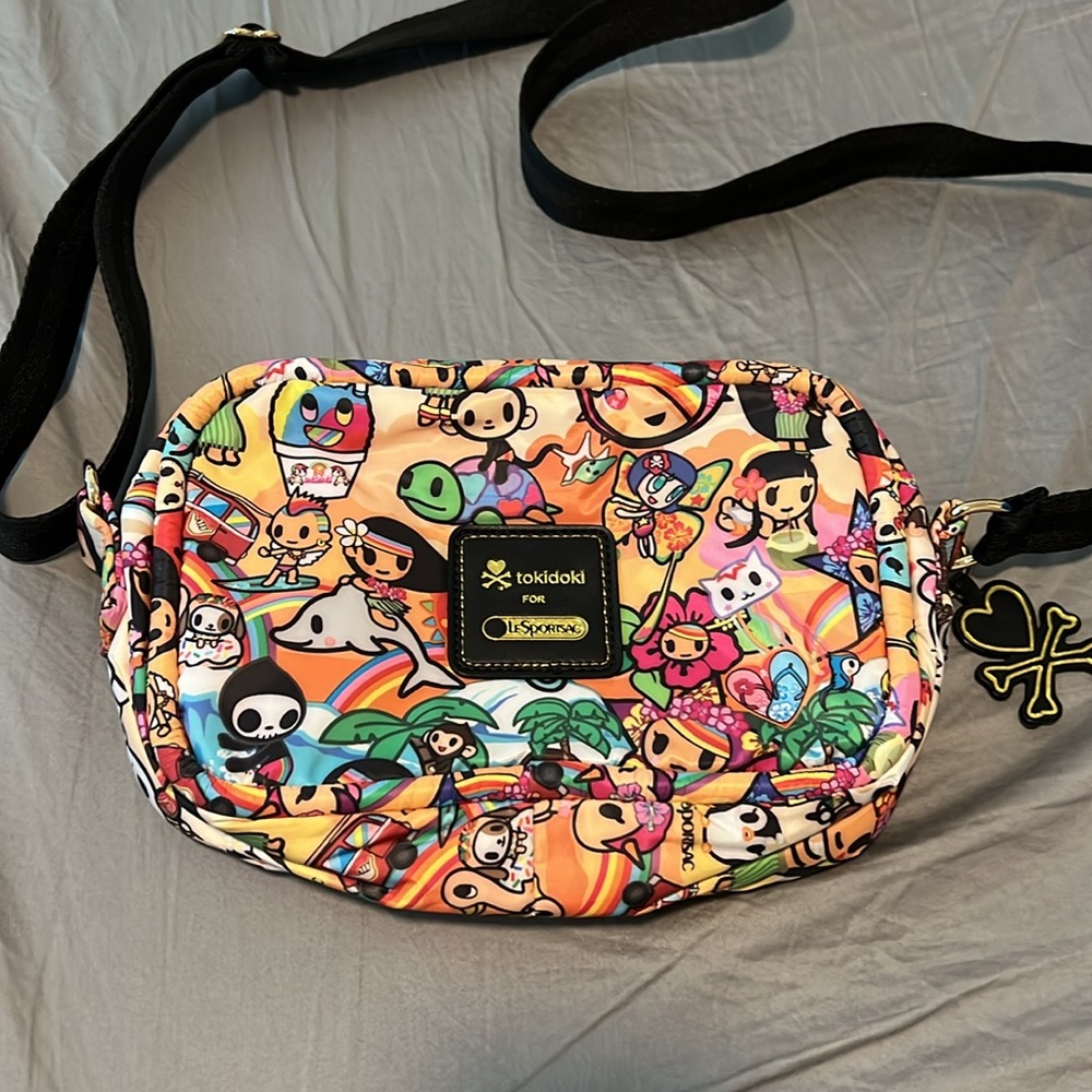 Limited Edition Tokidoki for Lesportsac Hawaii crossbody bag EUC